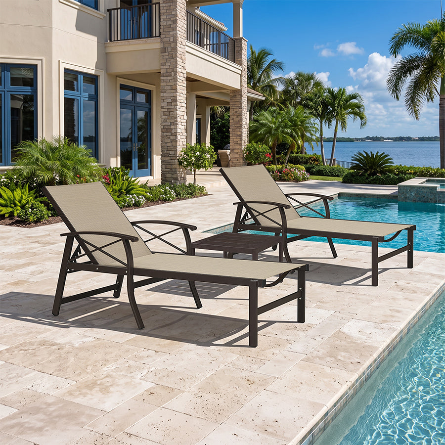 PURPLE LEAF Outdoor Chaise Lounge Chair Patio Pool Lounger Aluminum Chairs with Side Table and Wheels Adjustable Tanning Recliner with Armrests for Outside Backyard Deck Beach
