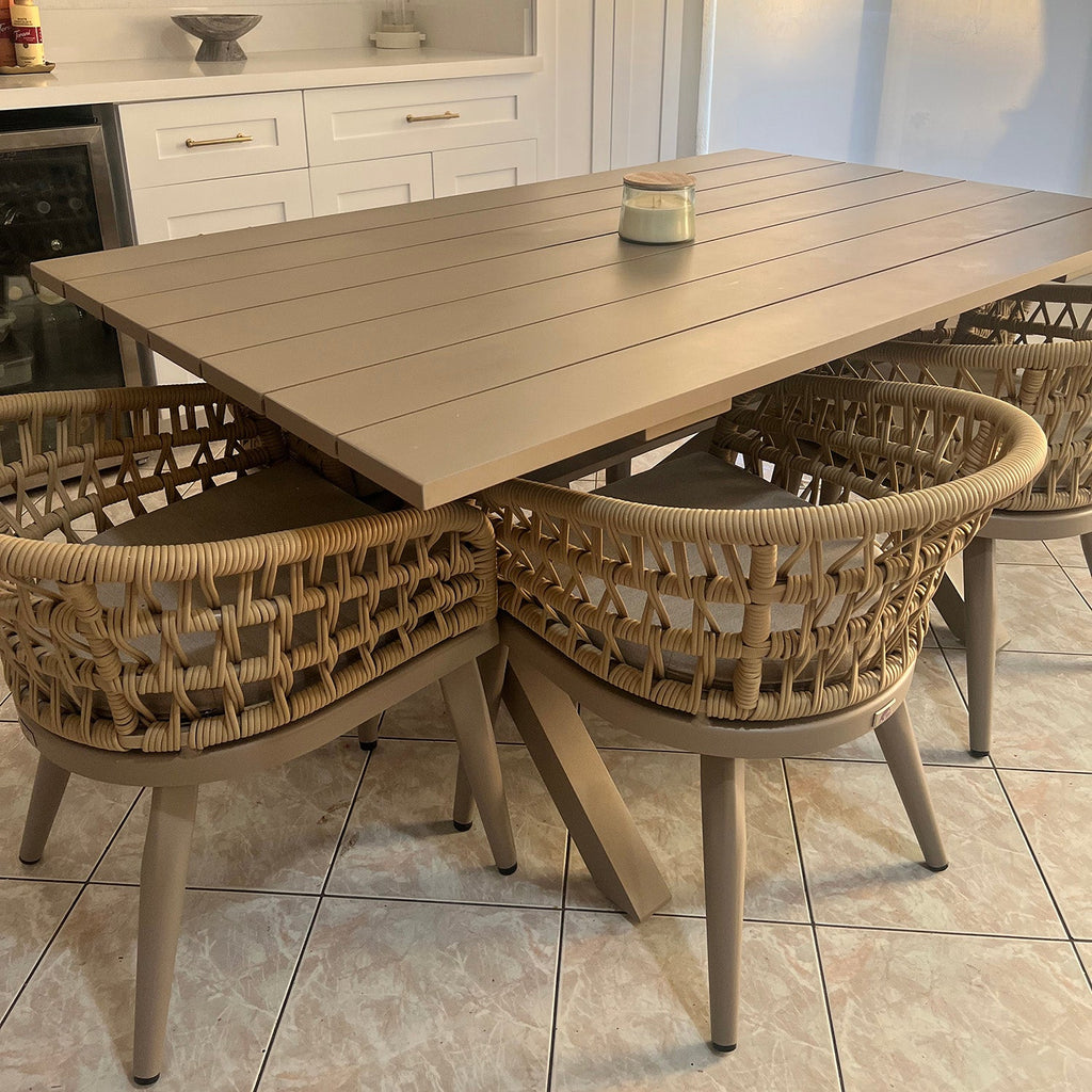 PURPLE LEAF Modern Outdoor Dining Table with 6/8/10 Seats, All-Weather Aluminum Table and Rattan Chairs with Cushions, Champagne