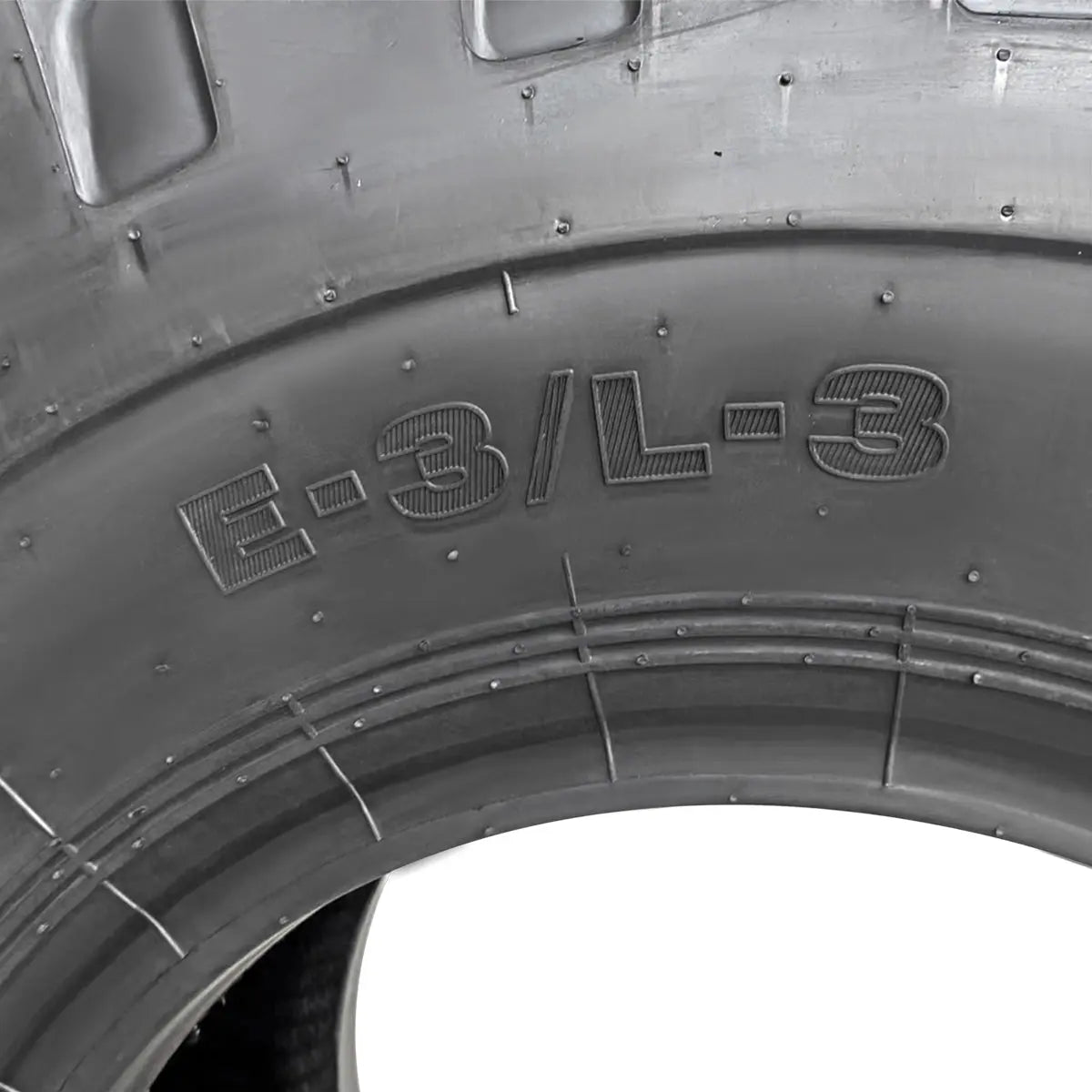 20-½" X 25" 20PR Wheel Loader Tire (E3/L3), (Discontinued – No Longer Available)