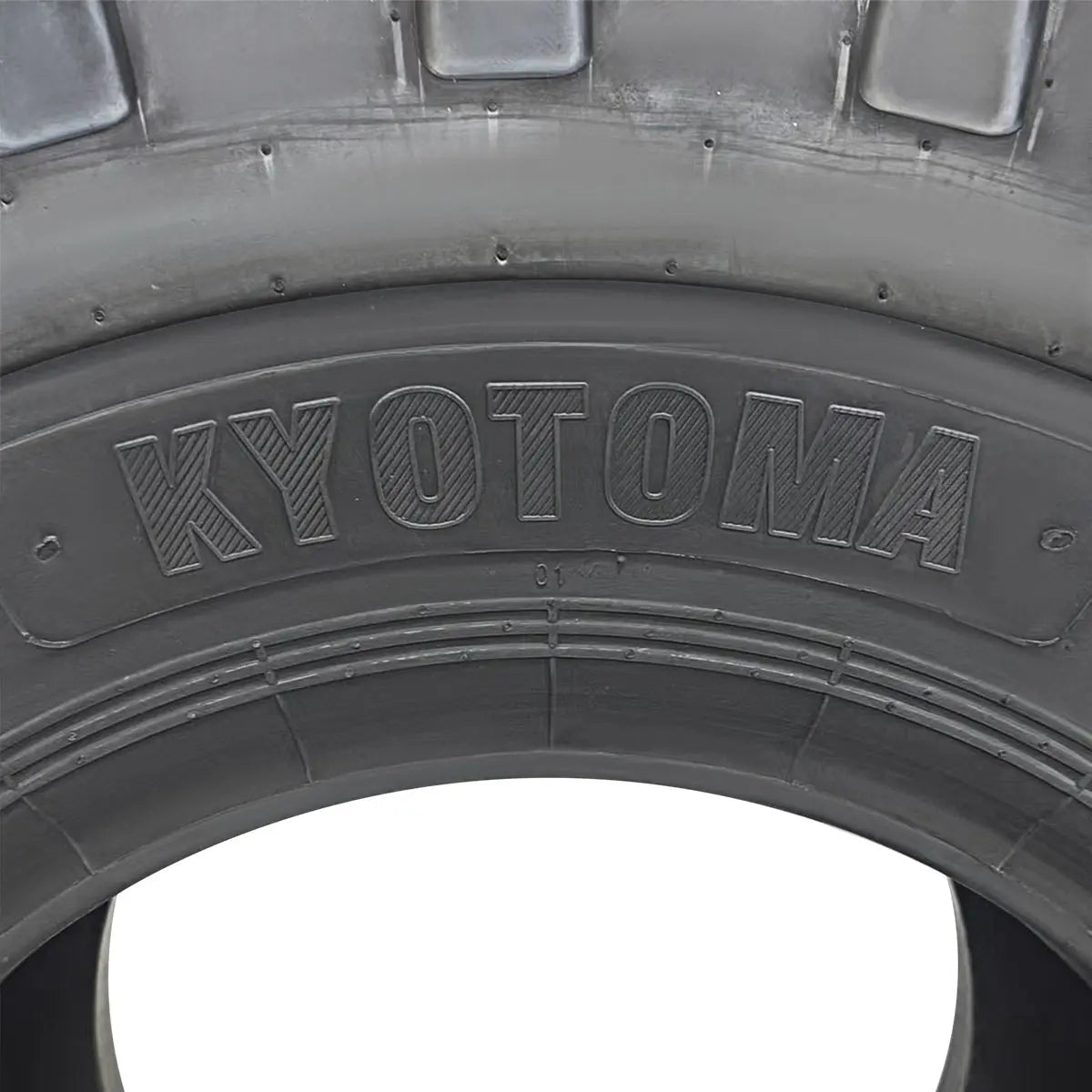 20-½" X 25" 20PR Wheel Loader Tire (E3/L3), (Discontinued – No Longer Available)