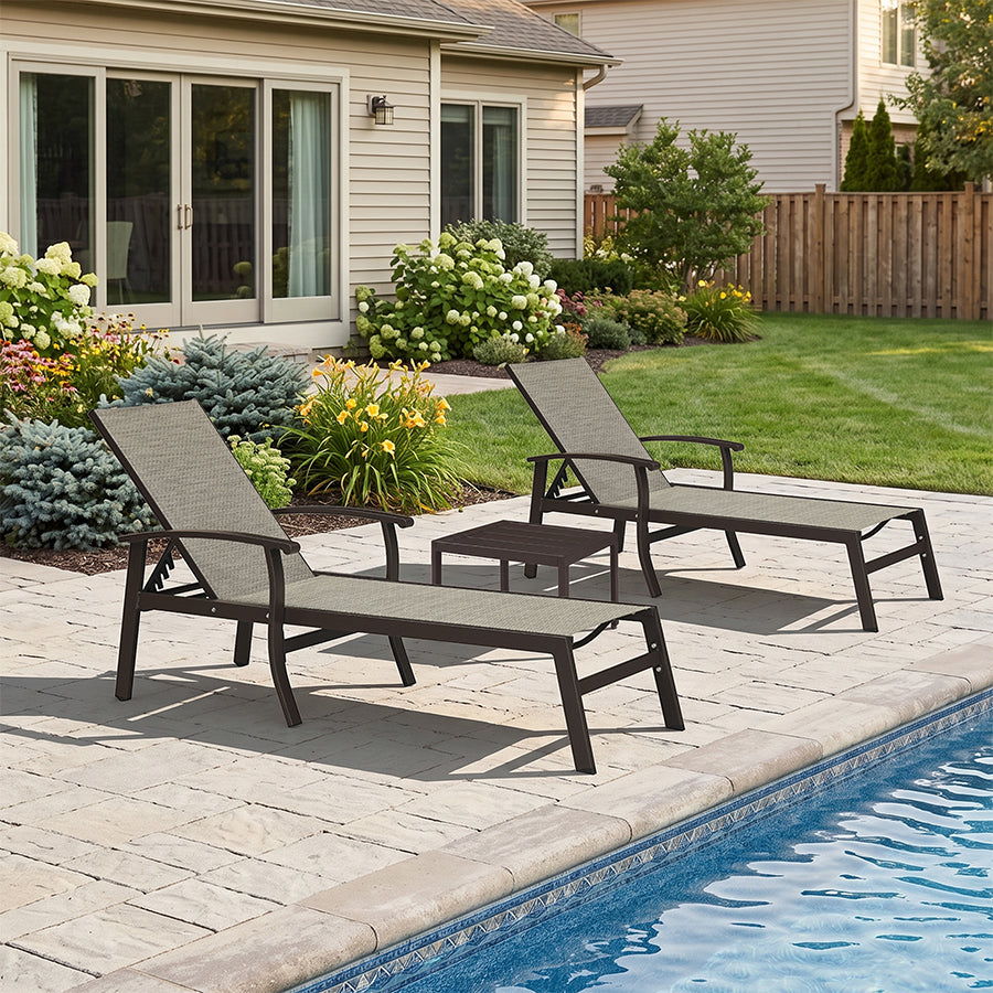 PURPLE LEAF Outdoor Chaise Lounge Chair Patio Pool Lounger Aluminum Chairs with Side Table and Wheels Adjustable Tanning Recliner with Armrests for Outside Backyard Deck Beach