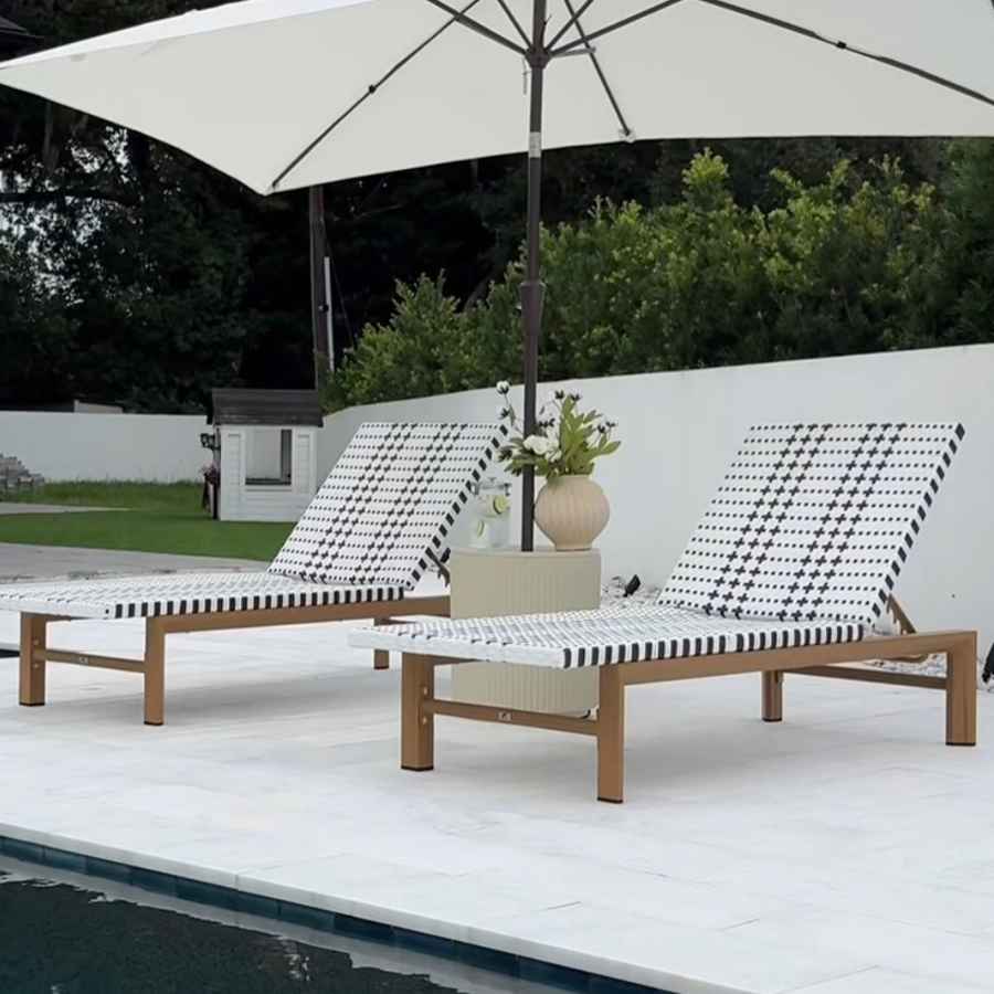 PURPLE LEAF Outdoor Teak Chaise Lounge Chair, Wood Grain Aluminum Outdoor Pool Lounge Chairs with Adjustable Backrest, Breathable Recliner for Patio, Poolside, Garden