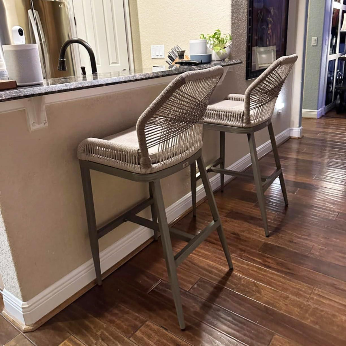 PURPLE LEAF Outdoor Bar Stool Set of 6, Wicker Chairs Bar Chairs with Cushion, All-Weather Patio Furniture kitchen stools