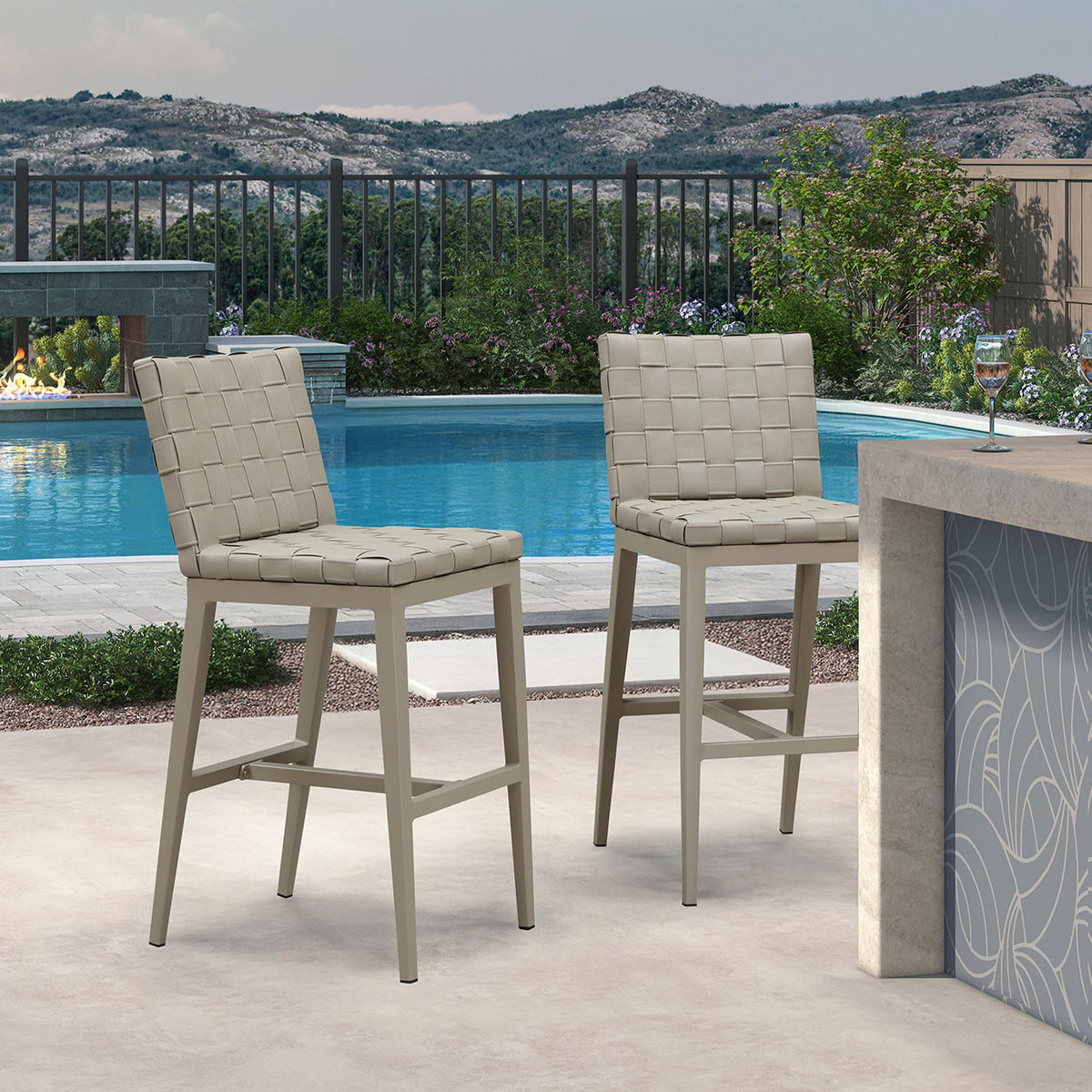 PURPLE LEAF Outdoor Counter Height Stools Set of 2, PU Leather Patio Bar Set with Aluminum Frame, Bar Chairs for Poolside, Garden, Kitchen Island