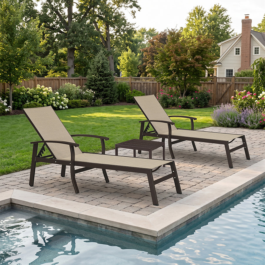 PURPLE LEAF Outdoor Chaise Lounge Chair Patio Pool Lounger Aluminum Chairs with Side Table and Wheels Adjustable Tanning Recliner with Armrests for Outside Backyard Deck Beach