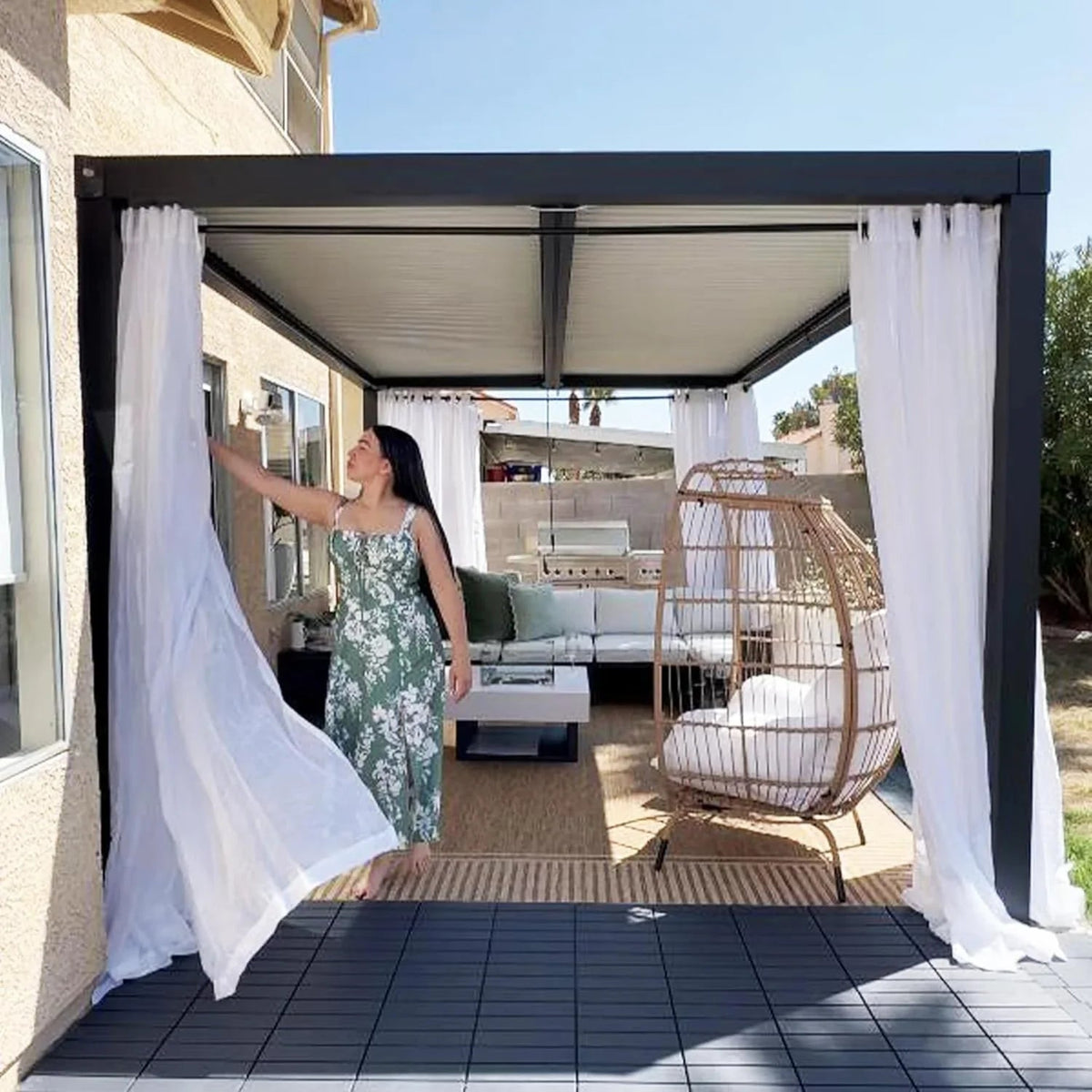 PURPLE LEAF Caesar Outdoor Louvered Pergola Patio Sun Shade Shelter with Adjustable Hardtop Patio Pergola Gray Frame White Roof