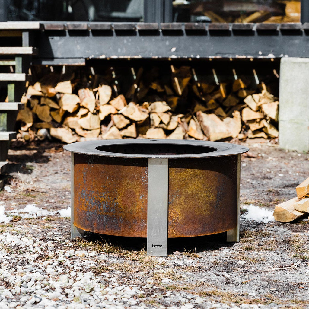 Breeo X Series 24 Smokeless Fire Pit (Patina) with Ash Removal Tool