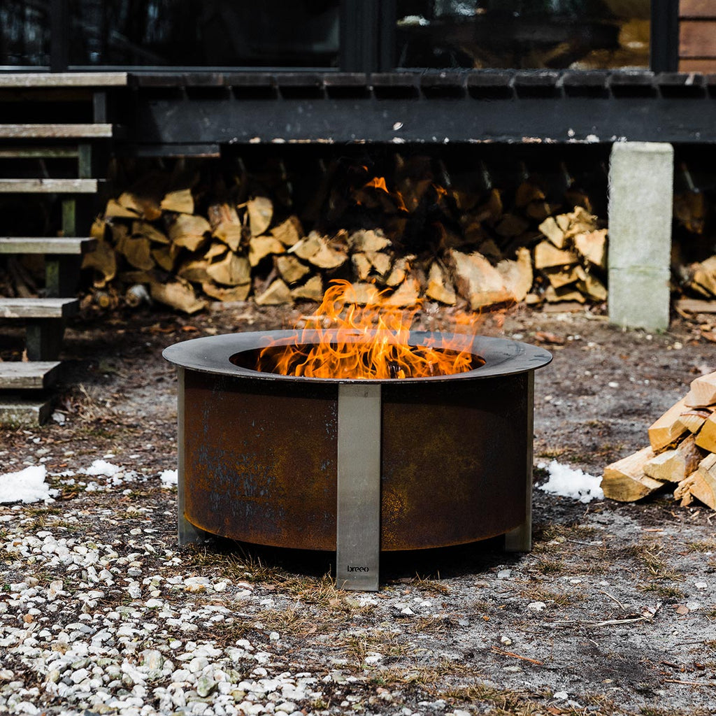 Breeo X Series 24 Smokeless Fire Pit (Patina) with Ash Removal Tool