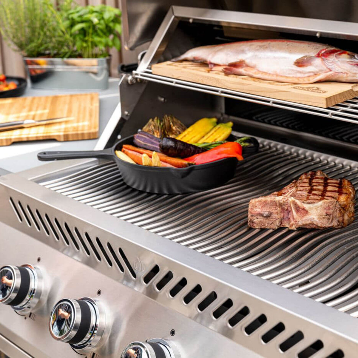 Napoleon Built-In 500 Series 32" Gas Grill (Stainless Steel) 4-Burner