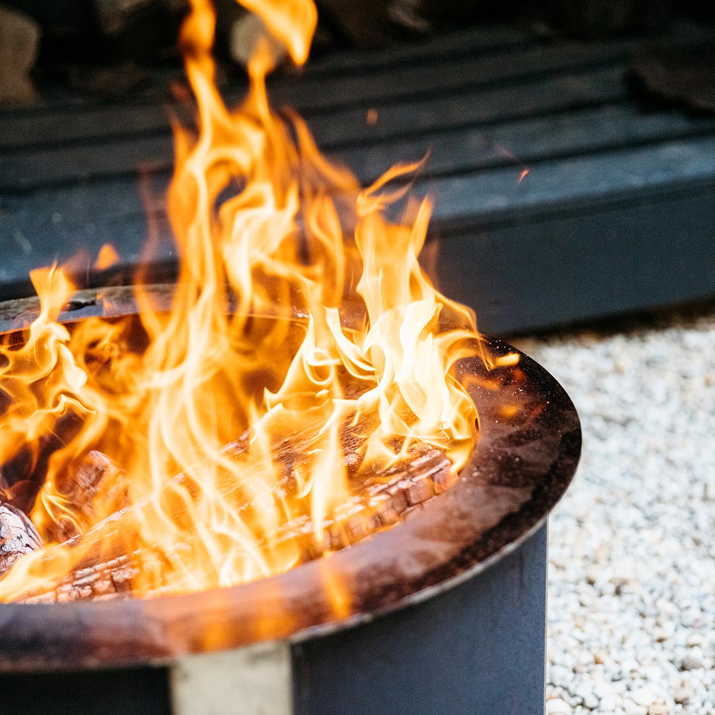 BREEO X Series 30 Smokeless Fire Pit (Patina) with Ash Removal Tool