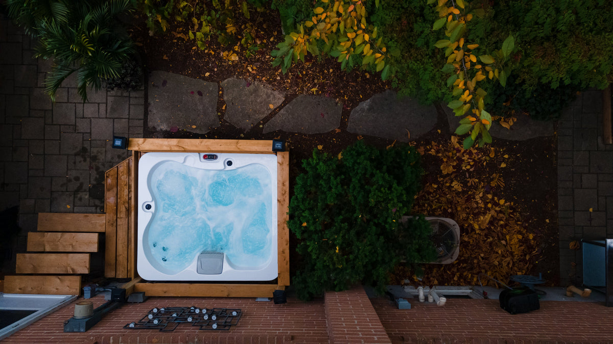 Manitoba 4-Person 15-Jet Portable Hot Tub