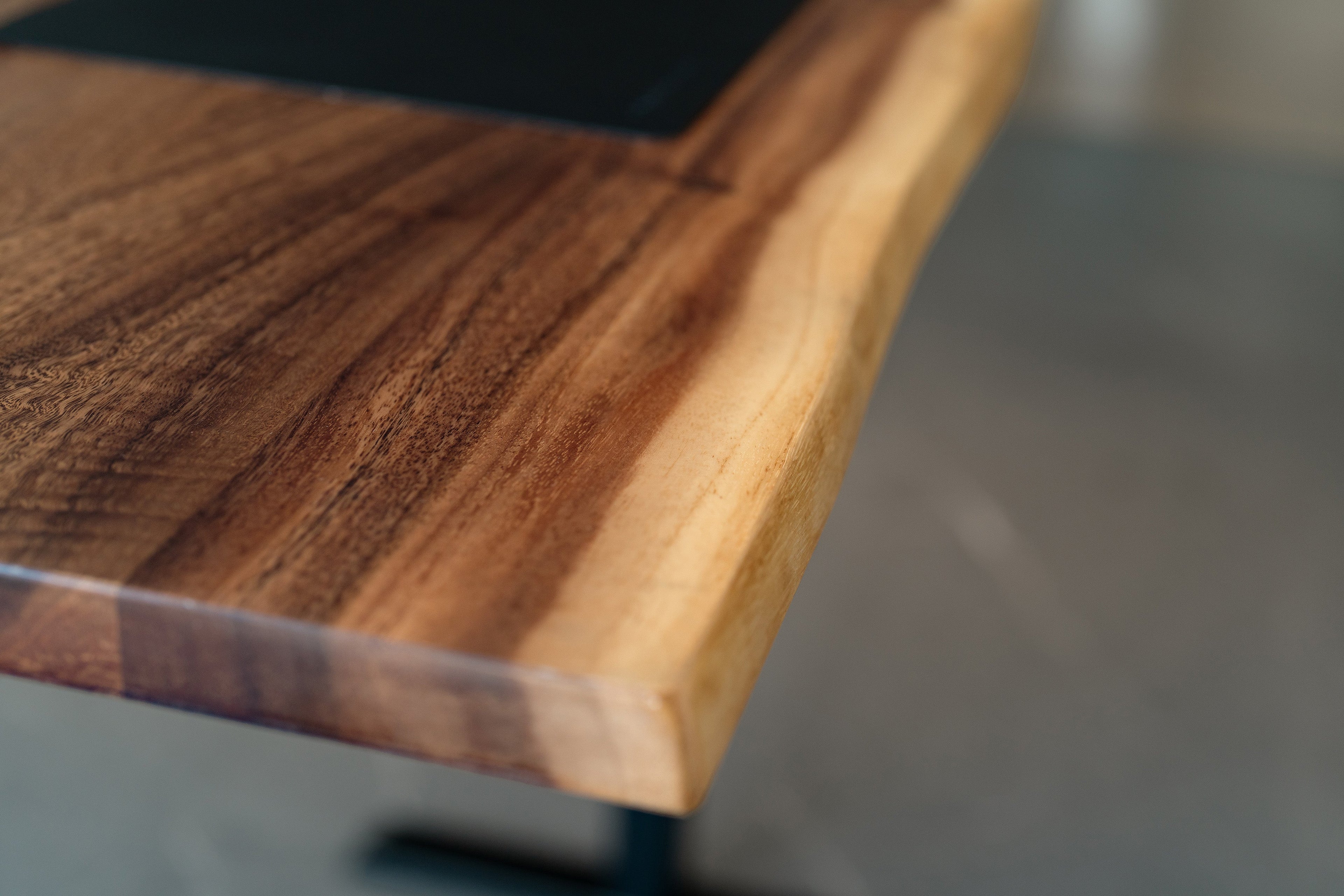 Elephant Desks - Height Adjustable Live Edge Standing Desk - Wavy Series (Solid Wood and A Live Edge)