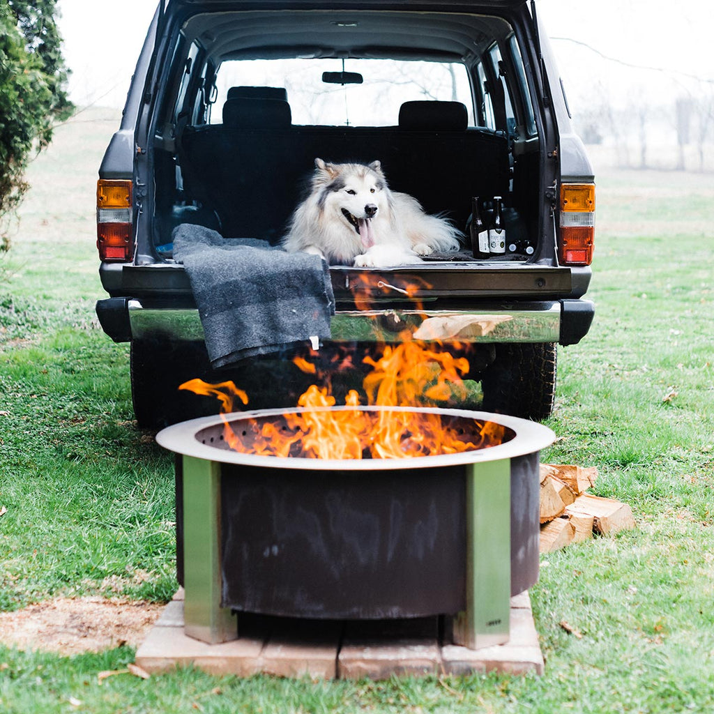 Breeo X Series 24 Smokeless Fire Pit (Patina) with Ash Removal Tool