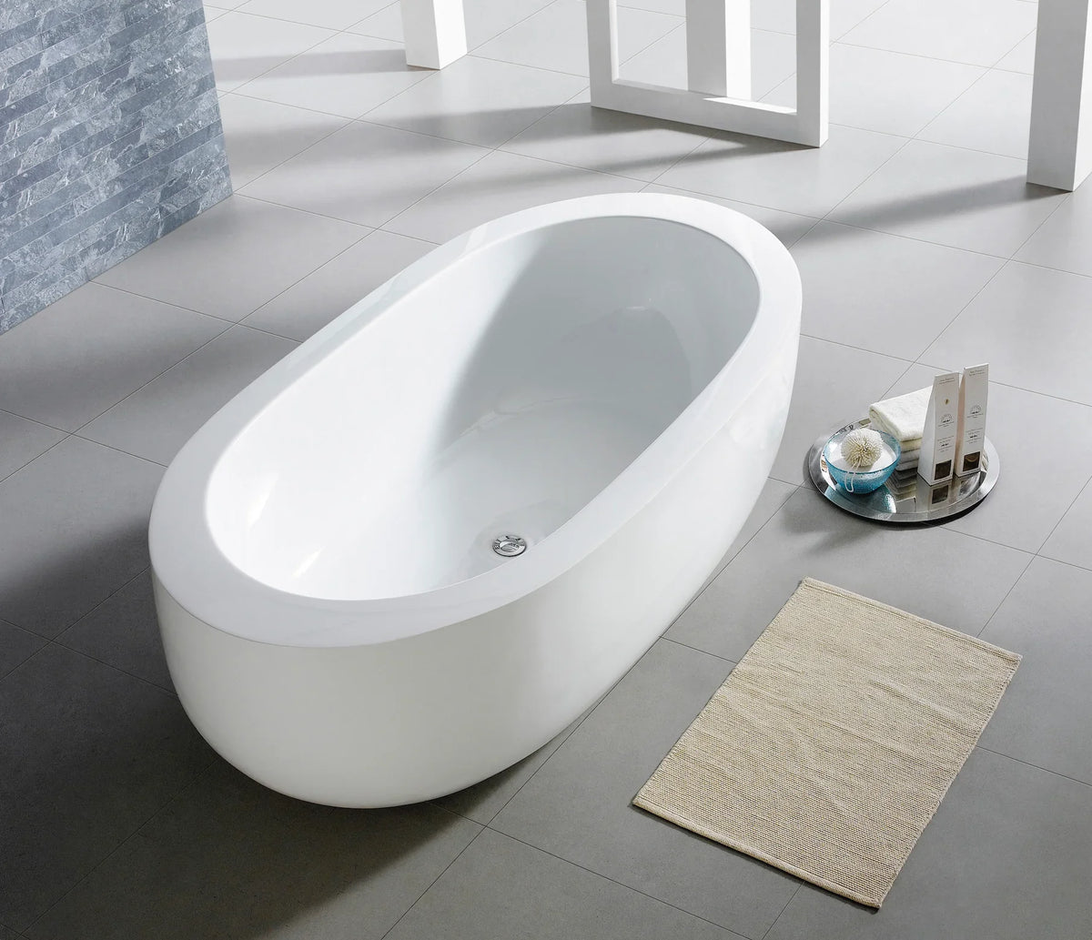 Baignoire îlot ovale double dos en acrylique 72", bonde centrale, fond plat, blanc brillant
