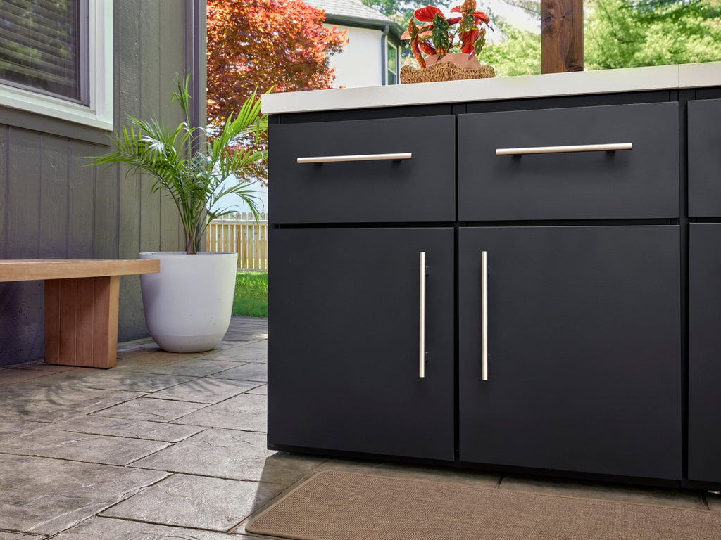 Emory | Corner Outdoor Kitchen Island with Bar Seating & Built-In Grill – Right
