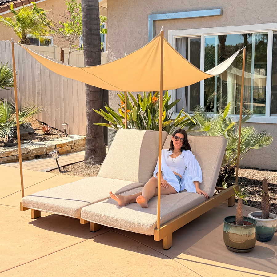 PURPLE LEAF Outdoor Luxury Daybed for Patio,  Poolside Chaise Lounge Bed with Cushion, Olefin Blend Fabric, Aluminum Frame Sunbed for Deck and Backyard