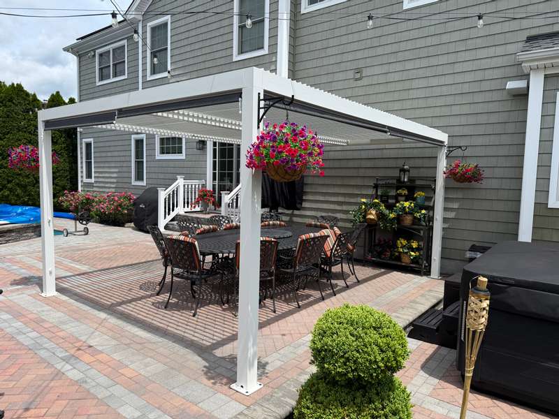PURPLE LEAF Athena Louvered Pergola Modern White Pergola with Adjustable Roof for Deck Backyard Garden