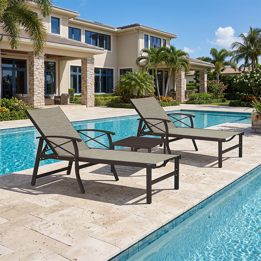 PURPLE LEAF Outdoor Chaise Lounge Chair Patio Pool Lounger Aluminum Chairs with Side Table and Wheels Adjustable Tanning Recliner with Armrests for Outside Backyard Deck Beach