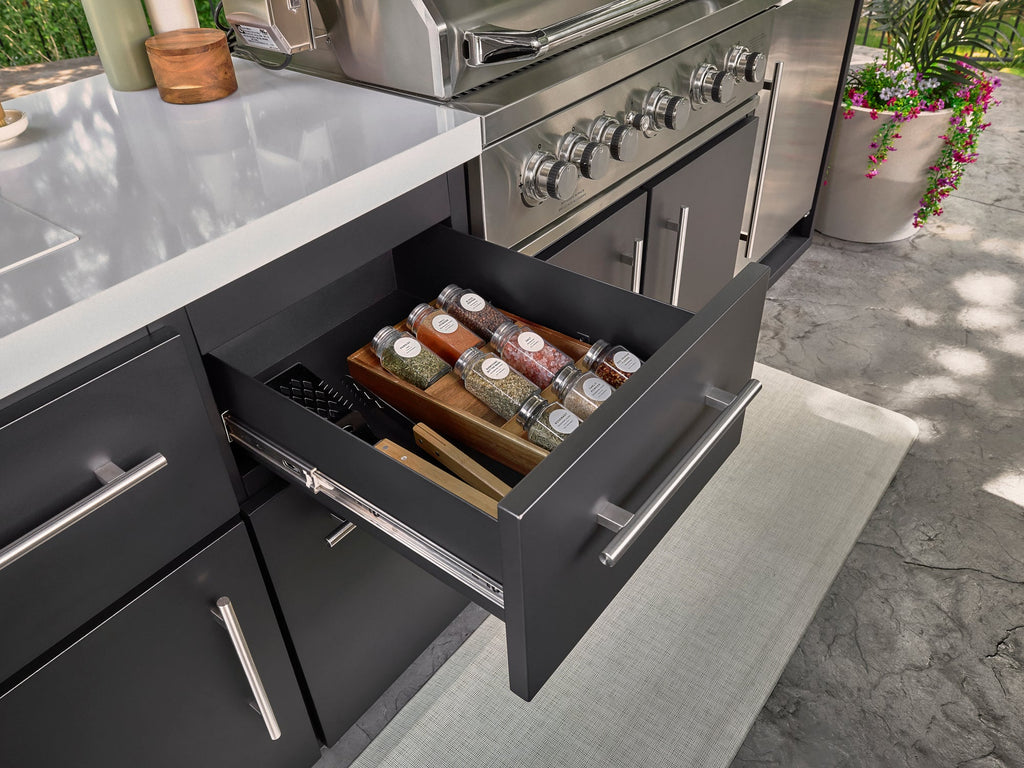 Lancaster | Galley Outdoor Kitchen with Built-In Grill & Pizza Oven