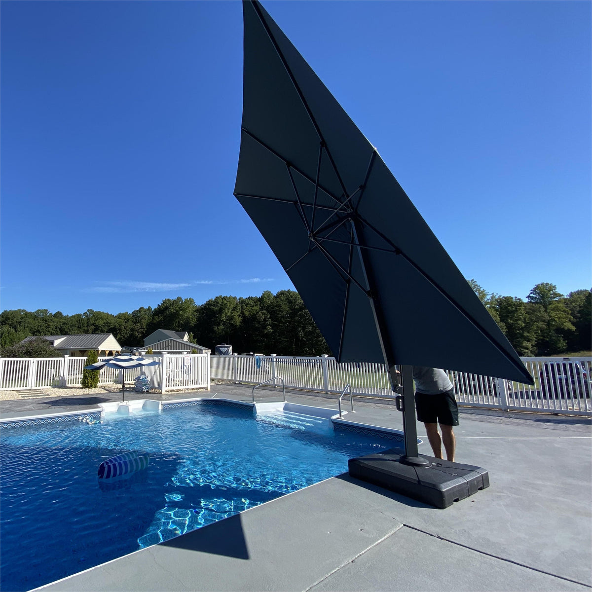 PURPLE LEAF Outdoor Patio Umbrella with Base, Cantilever Umbrellas for Garden, Grey