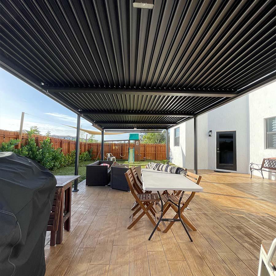PURPLE LEAF Caesar Outdoor Louvered Pergola Patio Sun Shade Shelter with Adjustable Hardtop Patio Pergola Gray Frame White Roof