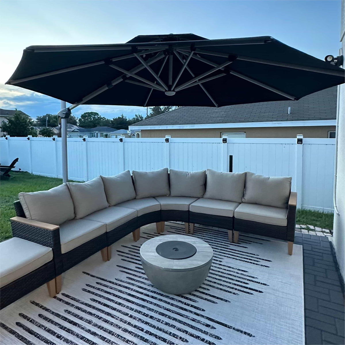PURPLE LEAF Round Cantilever Umbrella with Base, Outdoor Umbrellas with Lights