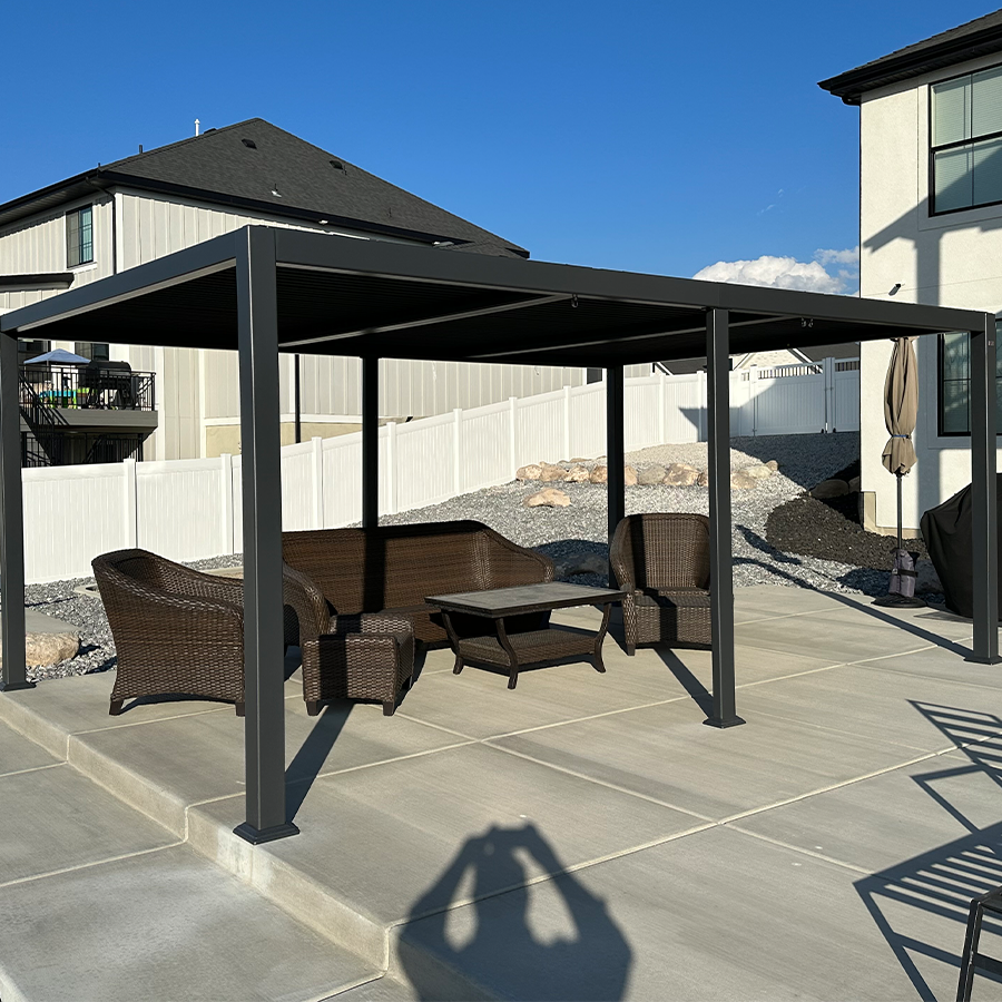 PURPLE LEAF Caesar Outdoor Louvered Pergola Patio Sun Shade Shelter with Adjustable Hardtop Patio Pergola Grey