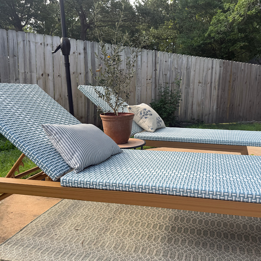 PURPLE LEAF Pool Oversized Lounge Chairs Rattan Aluminium Patio Chaise Lounge Outdoor Adjustable Recliner Finish Loungers Woven PE Sun Chairs for Poolside Deck Beach